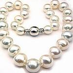 White South Sea Pearl Necklace